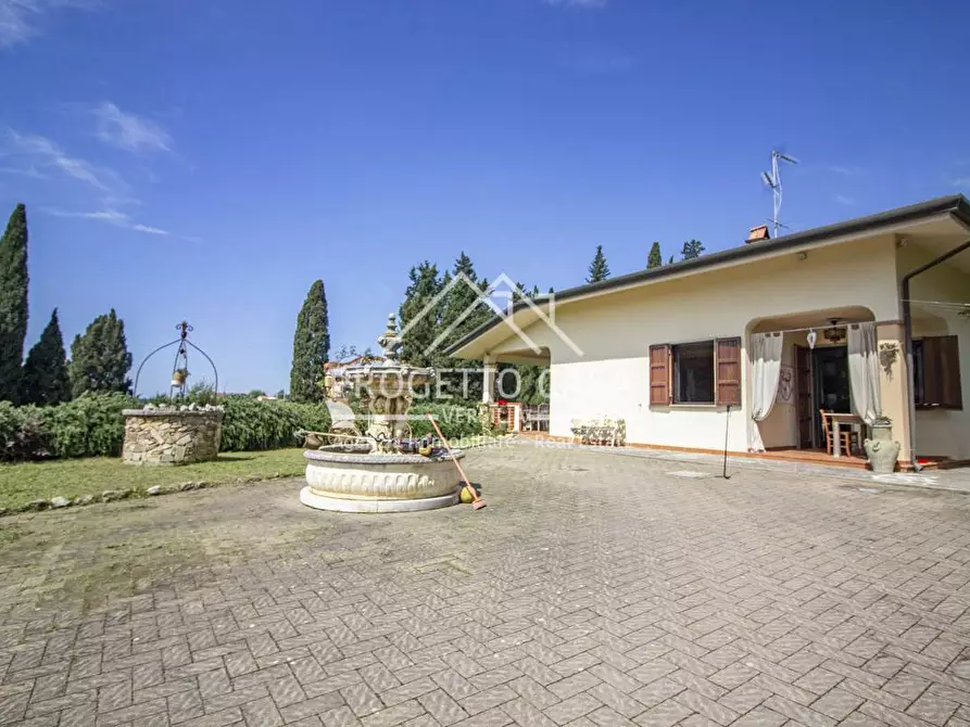 casa indipendente in vendita a Massarosa in zona Piano del Quercione