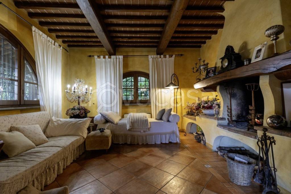 casale in vendita a Massarosa in zona Stiava