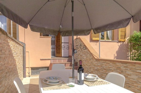 casa indipendente in vendita a Massarosa in zona Piano di Conca