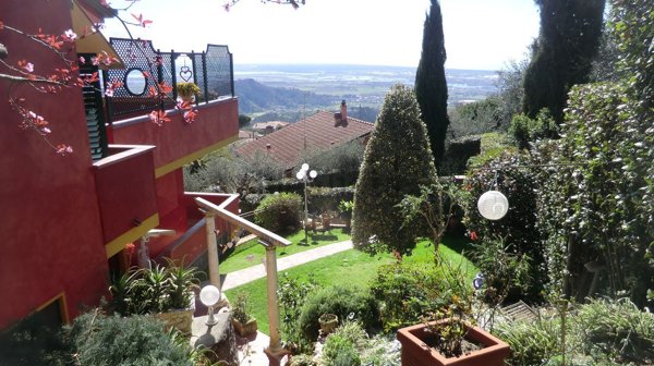 casa indipendente in vendita a Massarosa in zona Corsanico
