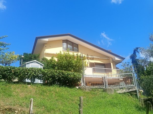 casa indipendente in vendita a Massarosa in zona Massaciuccoli