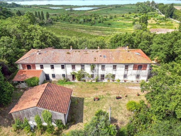 casa indipendente in vendita a Massarosa in zona Massaciuccoli