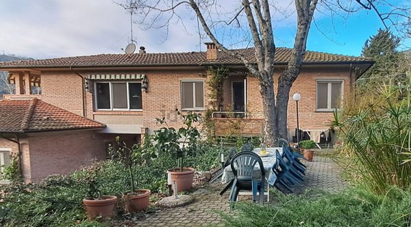 casa indipendente in vendita a Massarosa