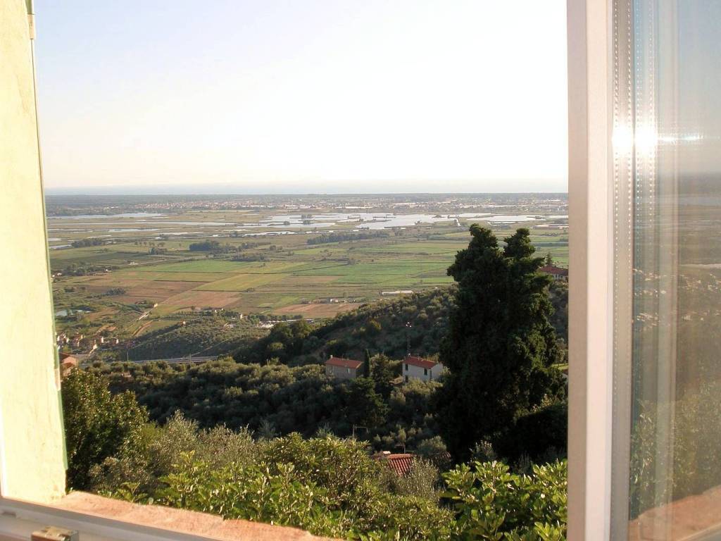 casa indipendente in vendita a Massarosa in zona Pieve a Elici
