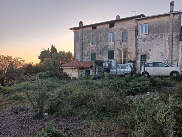 casa indipendente in vendita a Massarosa