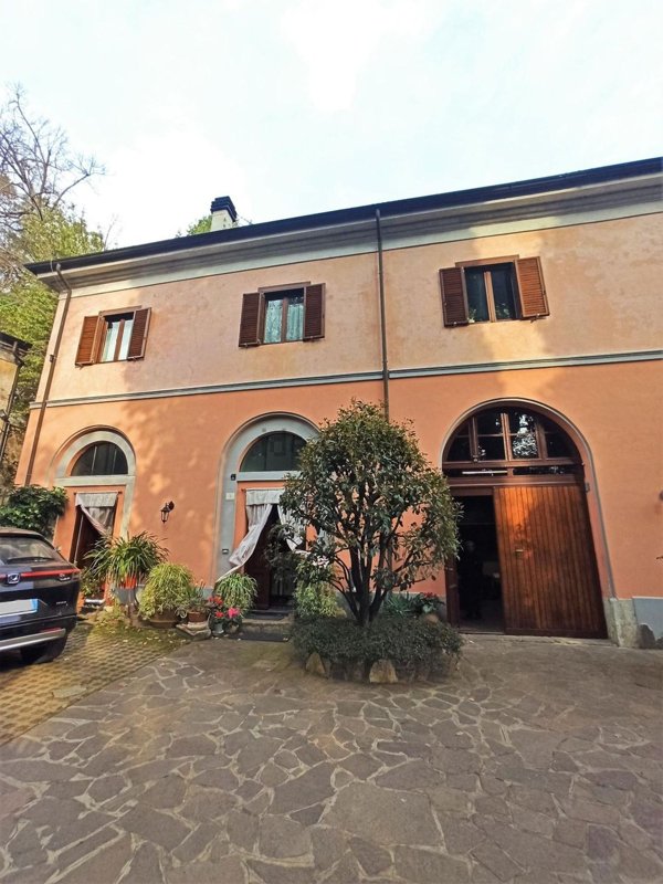 casa indipendente in vendita a Massarosa