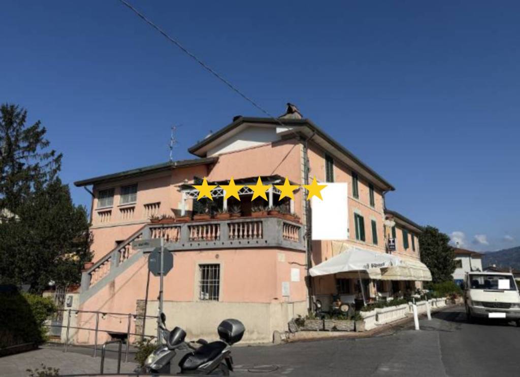 casa indipendente in vendita a Massarosa in zona Piano di Mommio
