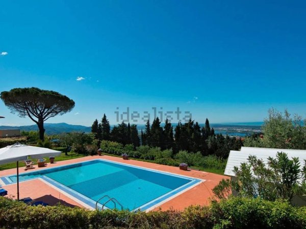 casa indipendente in vendita a Massarosa