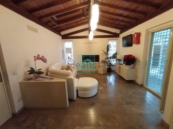 casa indipendente in vendita a Massarosa in zona Quiesa