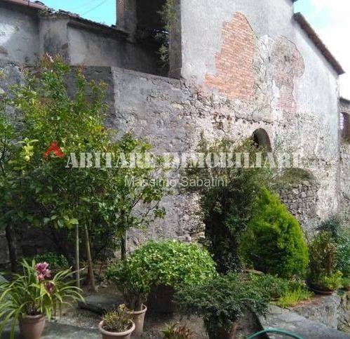 casa indipendente in vendita a Massarosa in zona Piano di Conca