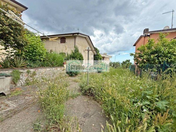 casa indipendente in vendita a Massarosa in zona Bargecchia