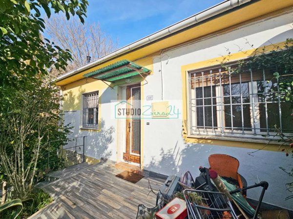 casa indipendente in vendita a Massarosa in zona Stiava