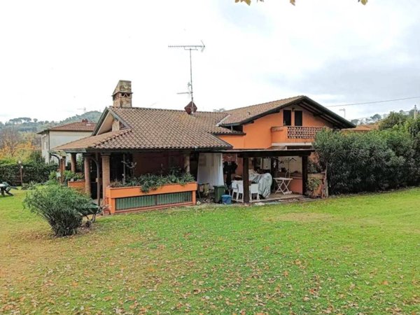 casa indipendente in vendita a Massarosa in zona Stiava