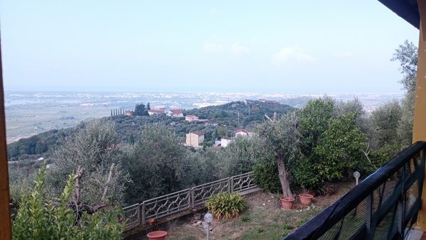 casa indipendente in vendita a Massarosa