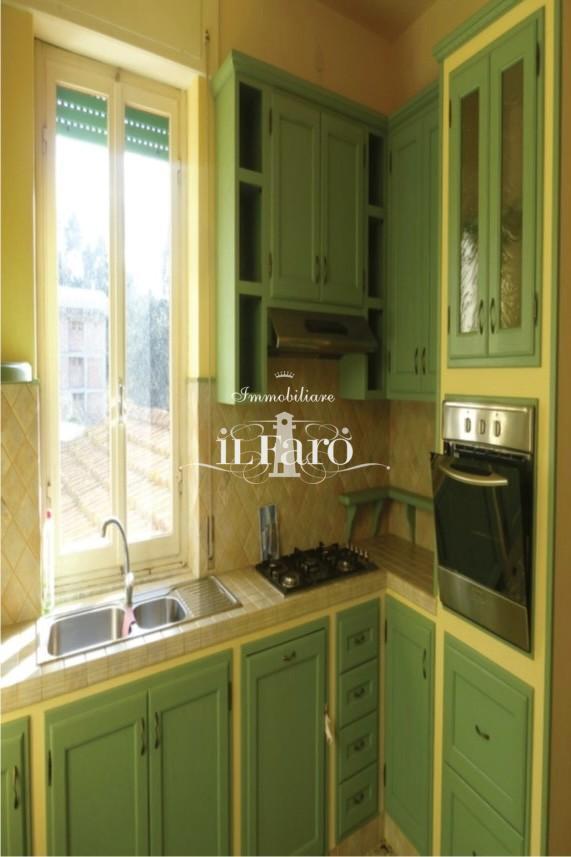 appartamento in vendita a Massarosa in zona Bozzano