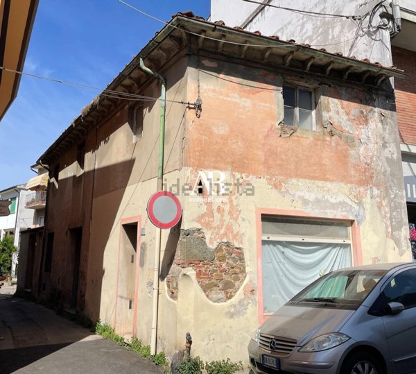 casa indipendente in vendita a Massarosa