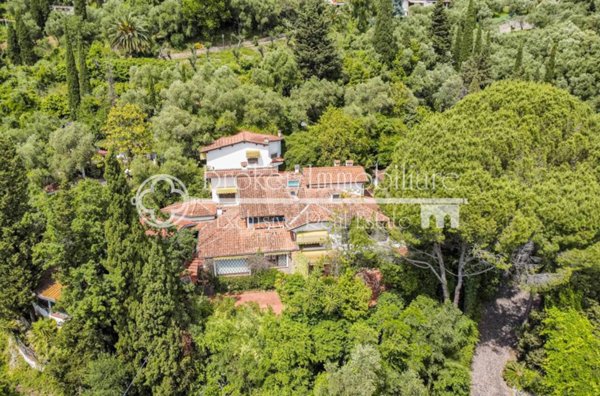 casa indipendente in vendita a Massarosa