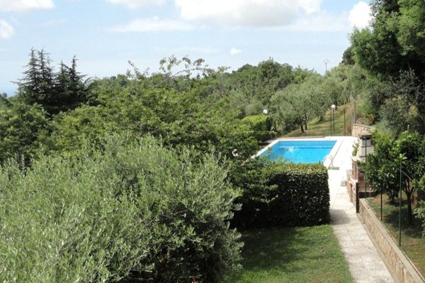 casa indipendente in vendita a Massarosa in zona Massaciuccoli