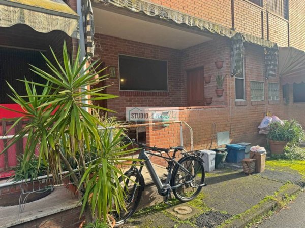 casa indipendente in vendita a Massarosa in zona Piano di Conca