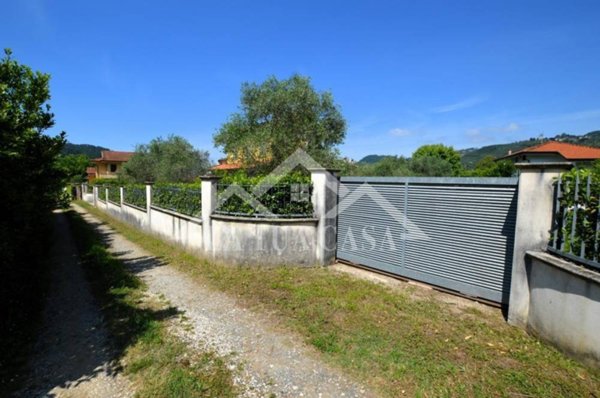 casa indipendente in vendita a Massarosa in zona Stiava