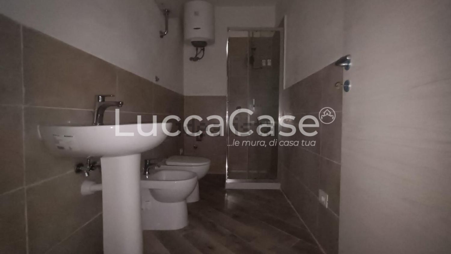 ufficio in vendita a Massarosa in zona Quiesa