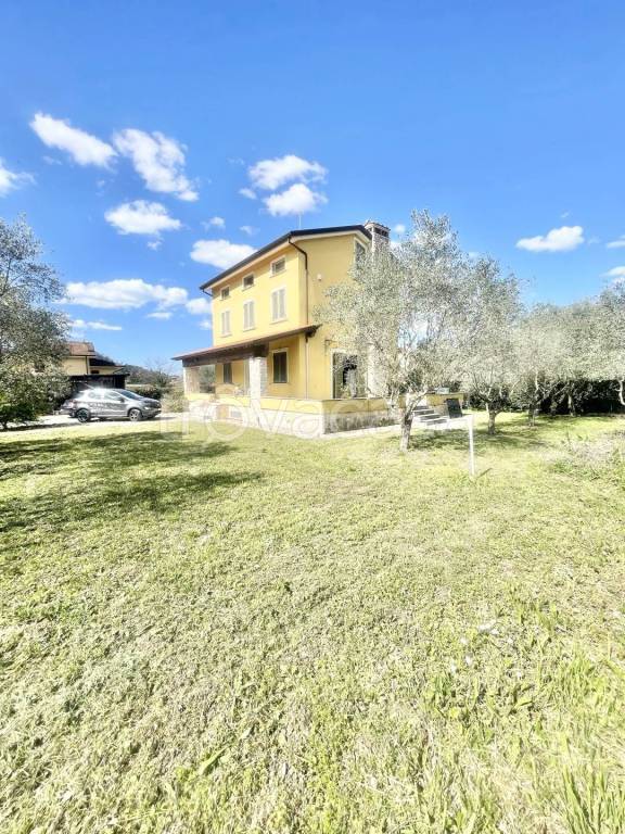 casa indipendente in vendita a Massarosa in zona Stiava
