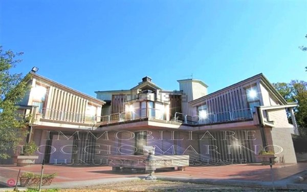 villa in vendita a Massarosa