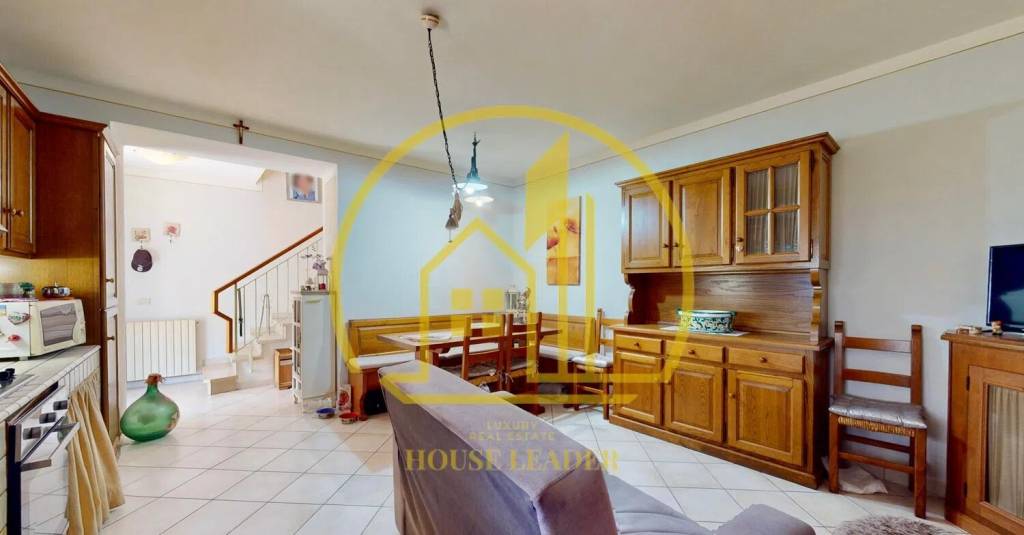 casa indipendente in vendita a Massarosa