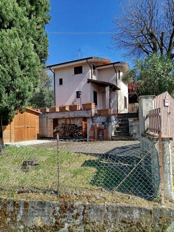 casa indipendente in vendita a Massarosa