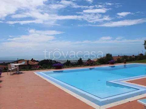 casa indipendente in vendita a Massarosa in zona Massaciuccoli
