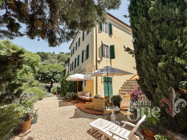 casa indipendente in vendita a Massarosa