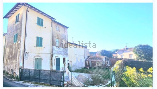 casa indipendente in vendita a Massarosa in zona Stiava