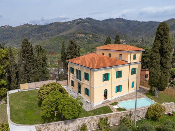 casa indipendente in vendita a Massarosa