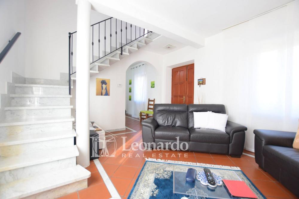 casa indipendente in vendita a Massarosa in zona Bozzano