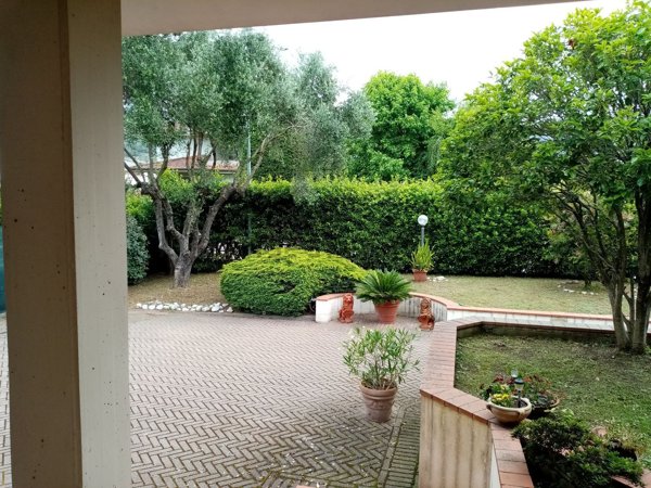 casa indipendente in vendita a Massarosa