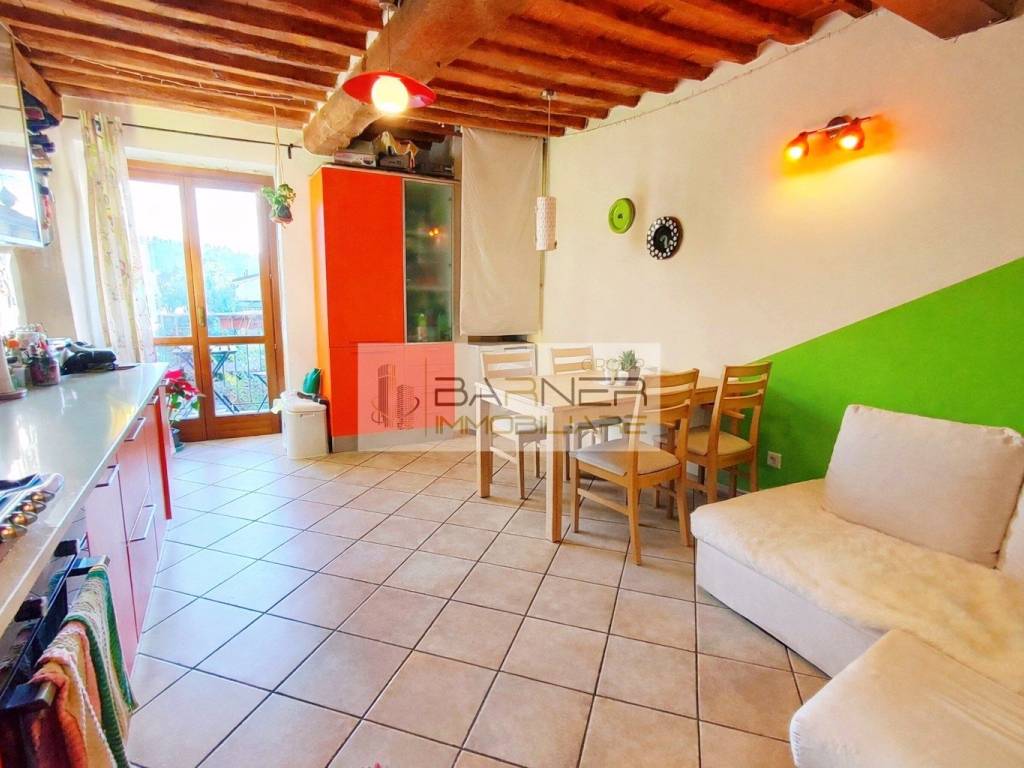 appartamento in vendita a Massarosa in zona Quiesa