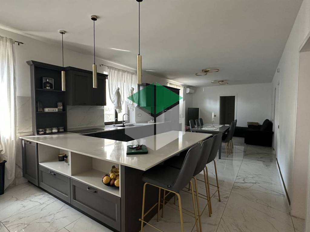 appartamento in vendita a Massarosa in zona Bozzano