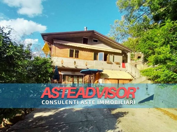 casa indipendente in vendita a Massarosa in zona Stiava