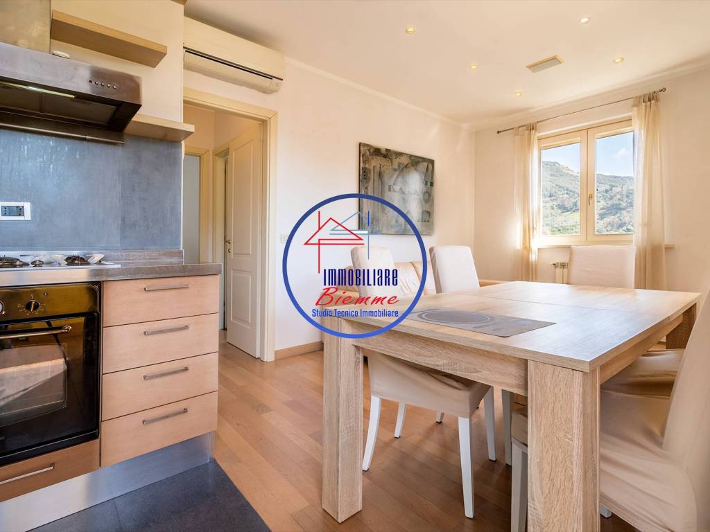 appartamento in vendita a Massarosa in zona Bozzano