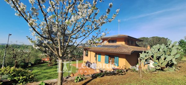 casa indipendente in vendita a Massarosa in zona Piano di Mommio