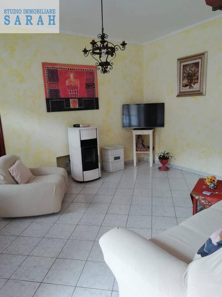 casa indipendente in vendita a Massarosa in zona Bargecchia