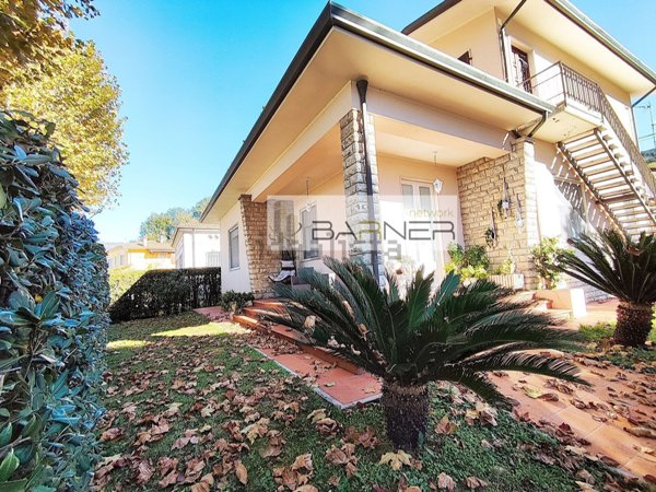 appartamento in vendita a Massarosa in zona Bozzano