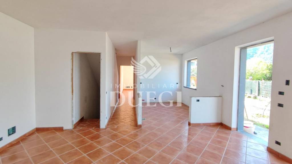 casa indipendente in vendita a Massarosa in zona Quiesa