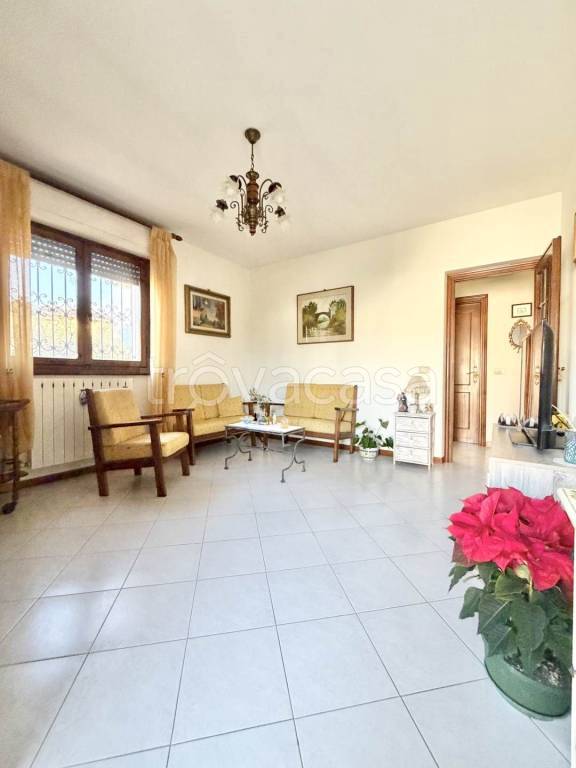 casa indipendente in vendita a Massarosa in zona Quiesa