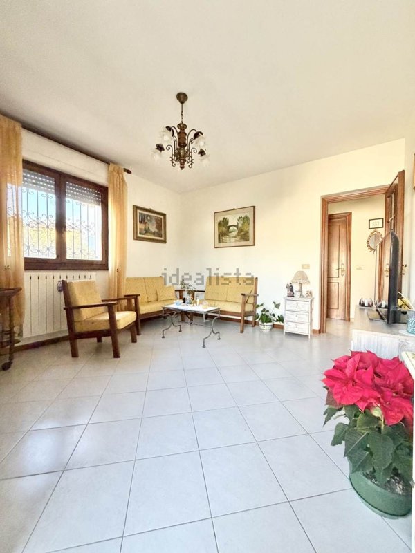 casa indipendente in vendita a Massarosa in zona Quiesa