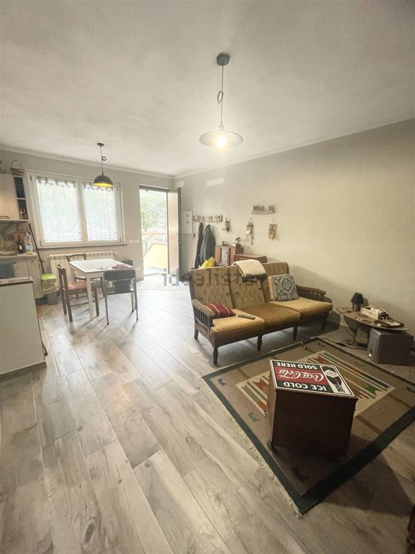 casa indipendente in vendita a Massarosa in zona Quiesa