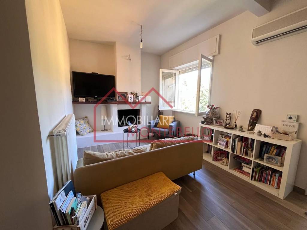 appartamento in vendita a Massarosa in zona Stiava