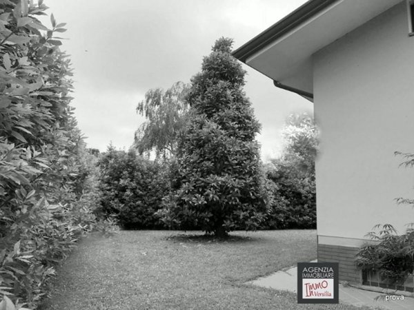 casa indipendente in vendita a Massarosa in zona Stiava