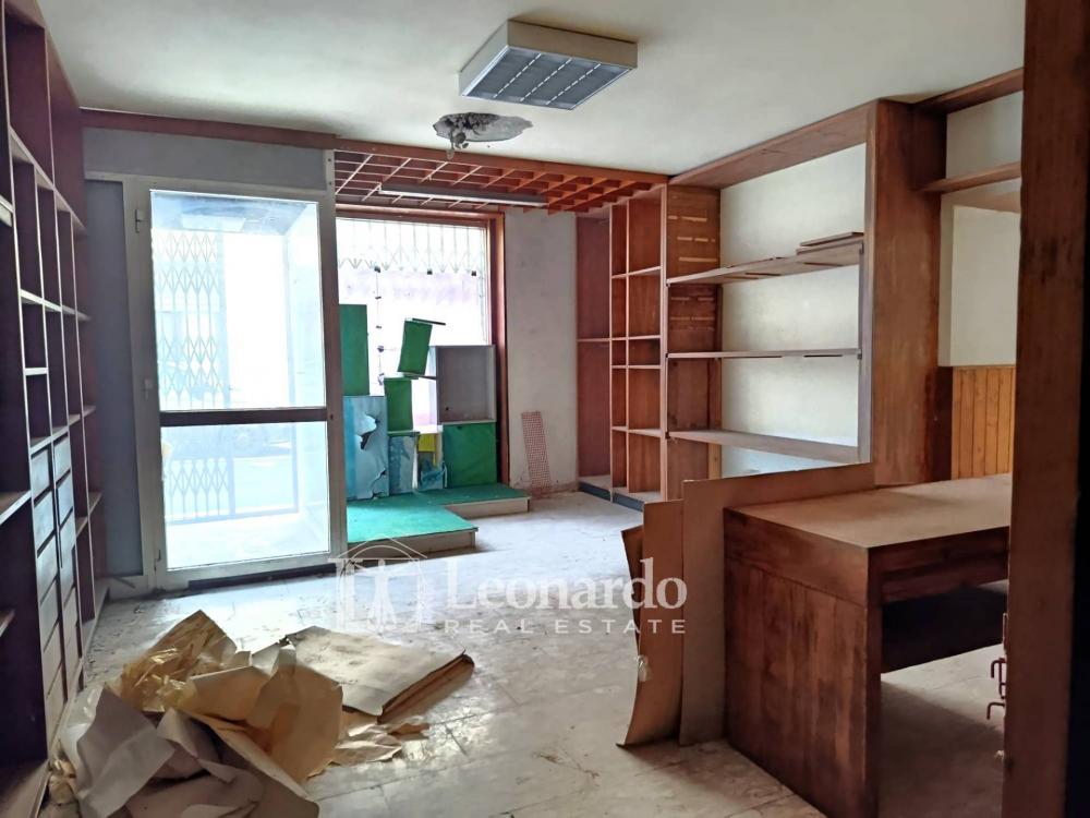 locale commerciale in vendita a Massarosa in zona Bozzano