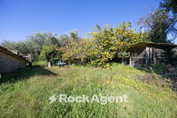 casa indipendente in vendita a Massarosa